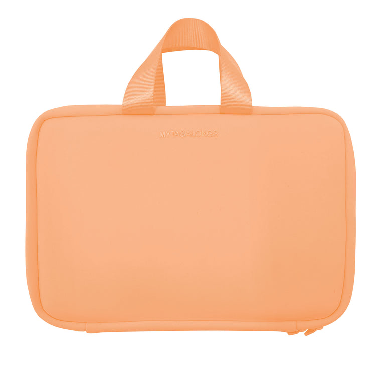 THE HANGING TOILETRY CASE - APRICOT