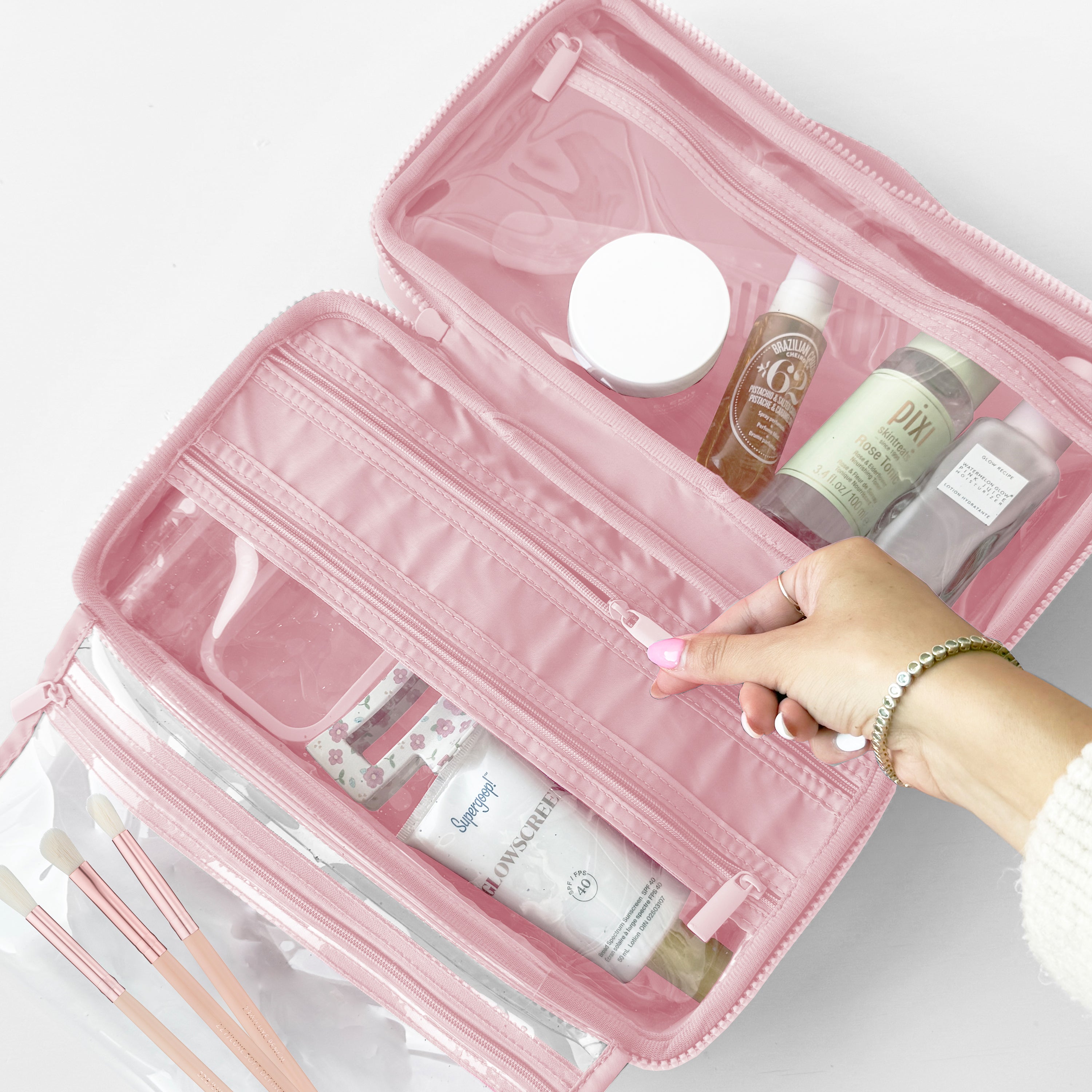 RECTANGLE HANGING TOILETRY