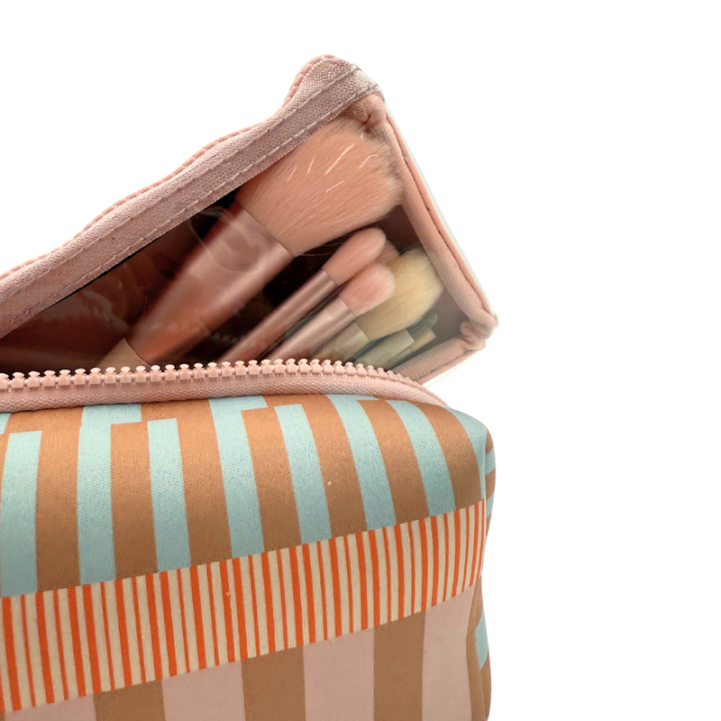 LOAF WITH BRUSH POUCH