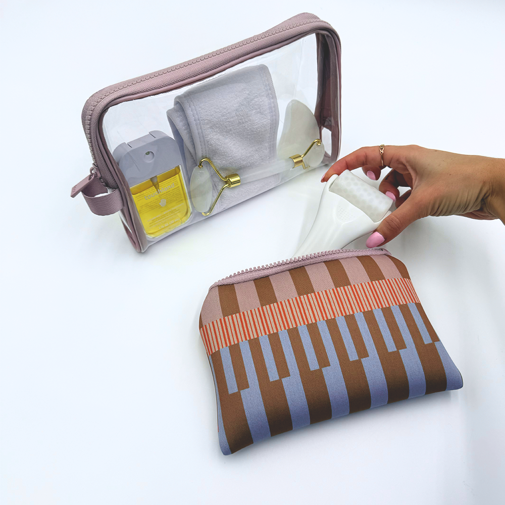 CLEAR POUCH WITH INSERT