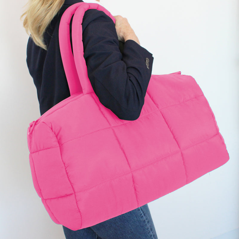 THE CLOUD DUFFLE - NEON PINK