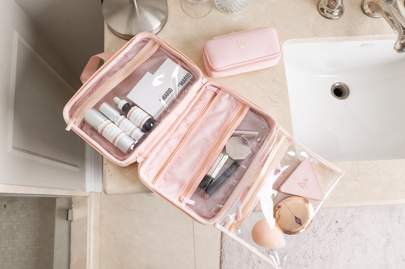 THE HANGING TOILETRY CASE - APRICOT