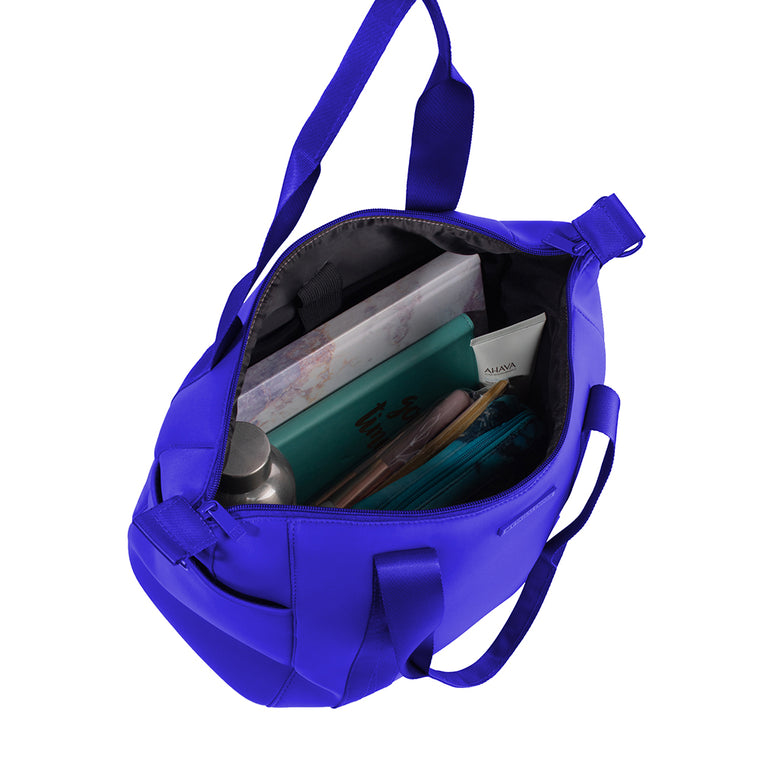 Cobalt tote bag made of neoprene