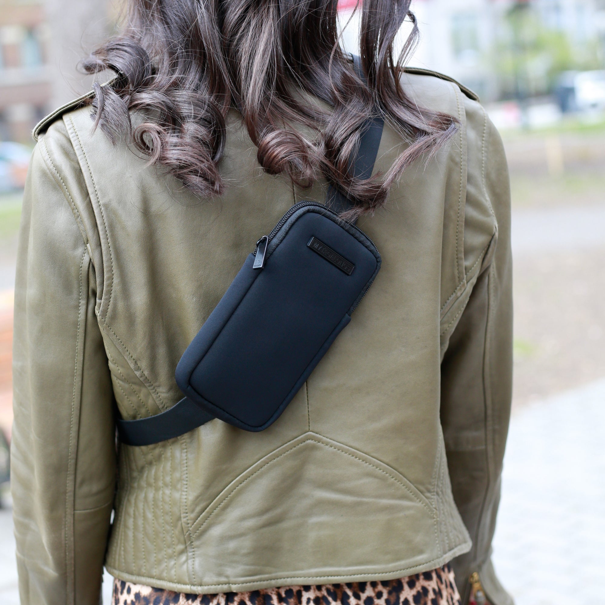 Sling mobile bag Clearance